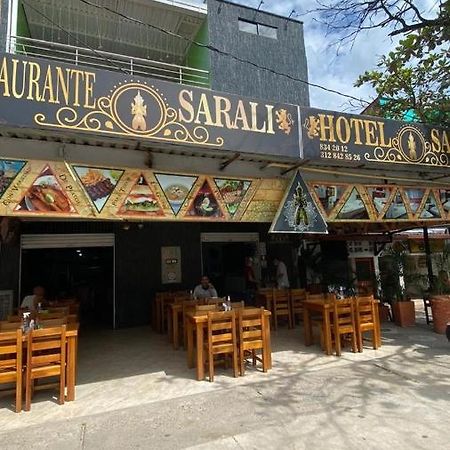 Hotel SARALI Doradal Buitenkant foto